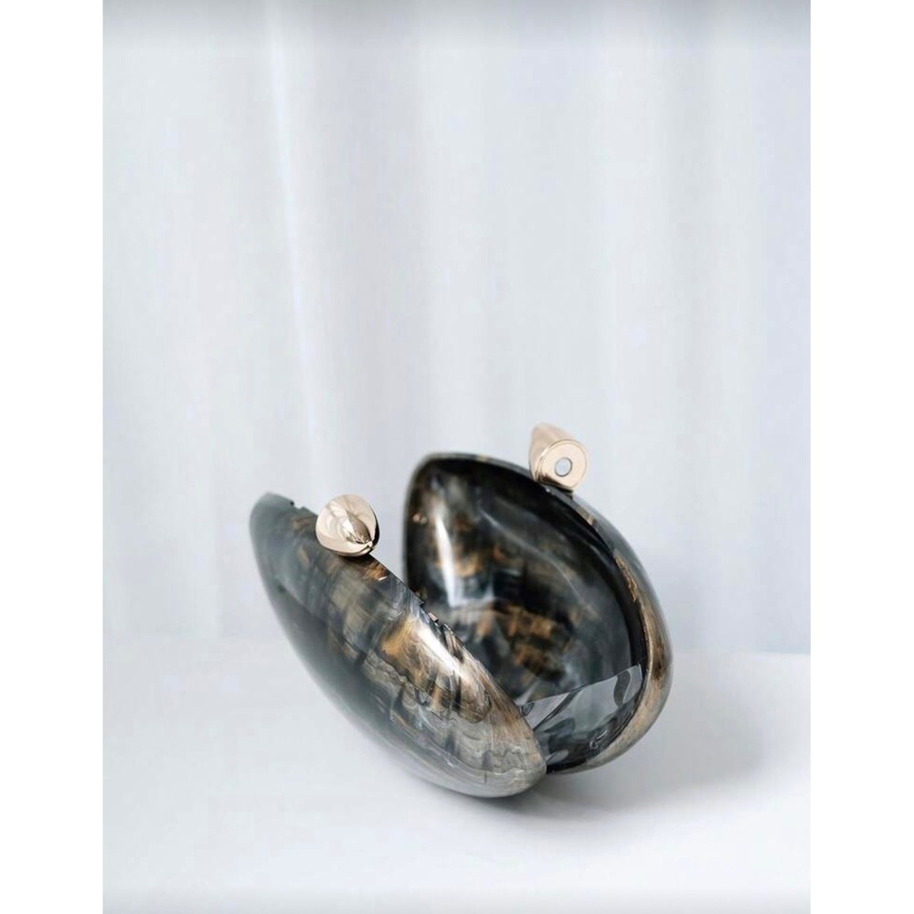 Marbled Resin Pebble Clutch Bag Gold Chain Strap Evening Purse Amber Black - Picture 6 of 8
